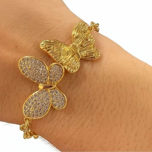 Elegant 14K Gold Plated Zirconia Butterfly Bracelet - Picture 3 of 11